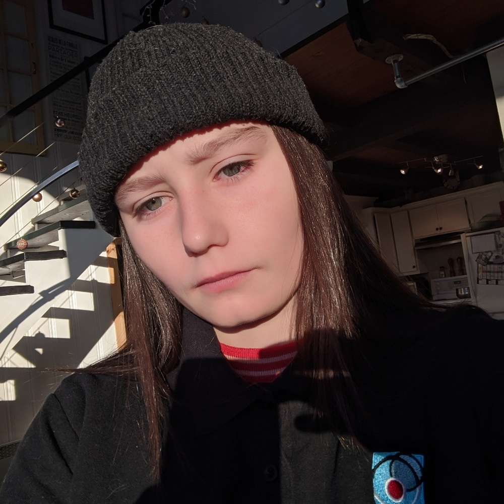 Meet your Posher, Angie